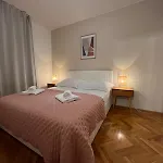 Bel Canto Apartment *