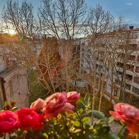 Bel Canto Apartment *